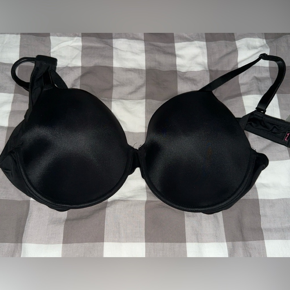 Pink by Victoria’s Secret black bra 42C